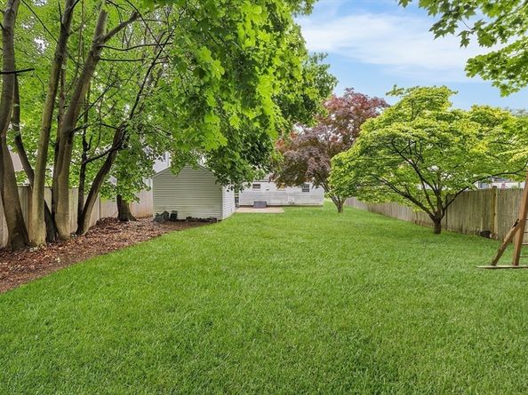 22 Arthur St, Framingham MA 01702