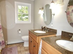 14 Oak Cir, Princeton MA 01541