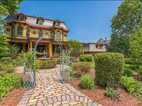 929 Beacon St, Newton MA 02459
