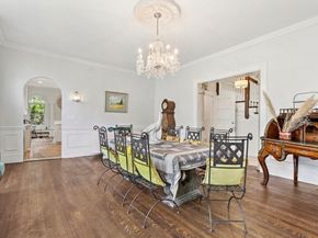 929 Beacon St, Newton MA 02459