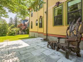 929 Beacon St, Newton MA 02459