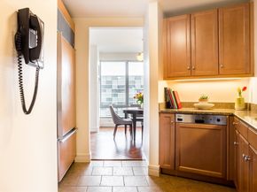 1 Avery St 11G, Boston MA 02111