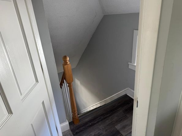 94 Massasoit Rd, Worcester MA 01604