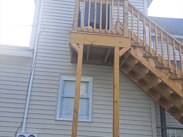 94 Massasoit Rd, Worcester MA 01604