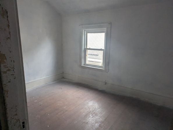 21 Mclellan Street, Boston MA 02121