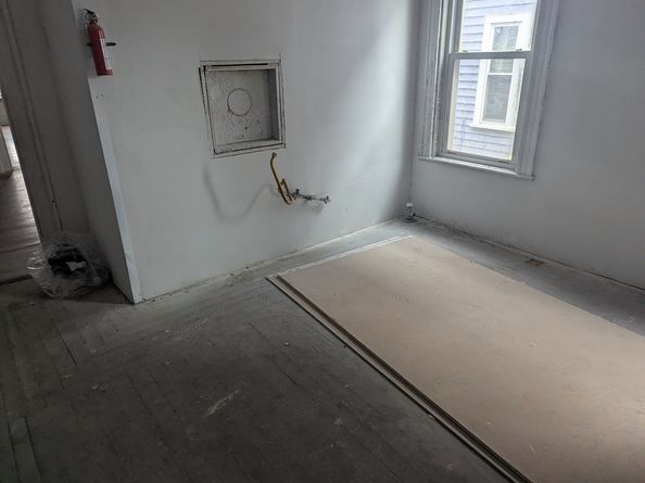 21 Mclellan Street, Boston MA 02121