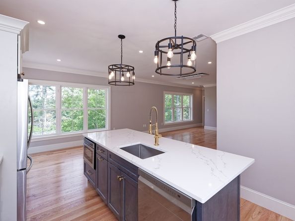 10 Macarthur Ave, Norfolk MA 02056