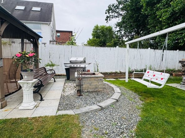 16 3rd St, Framingham MA 01702
