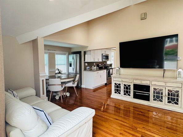 16 3rd St, Framingham MA 01702