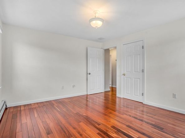 12 Saddle Hill Dr, Northborough MA 01532