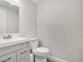 12 Saddle Hill Dr, Northborough MA 01532
