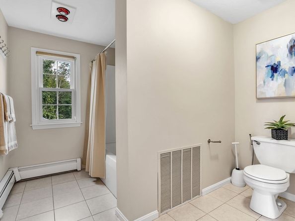 12 Saddle Hill Dr, Northborough MA 01532
