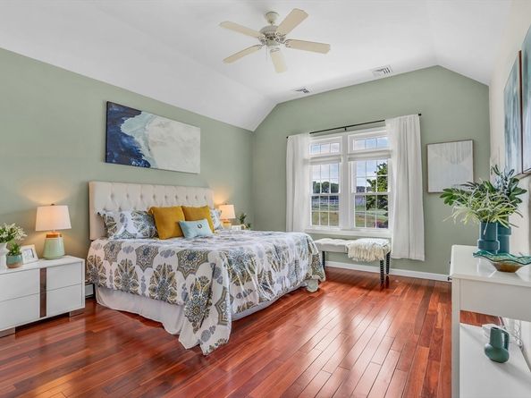 12 Saddle Hill Dr, Northborough MA 01532