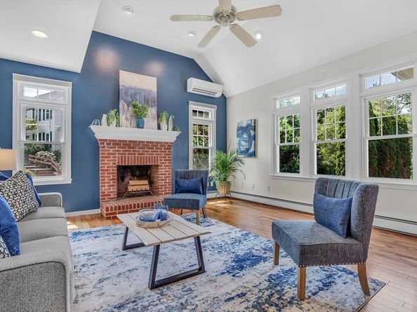 12 Saddle Hill Dr, Northborough MA 01532