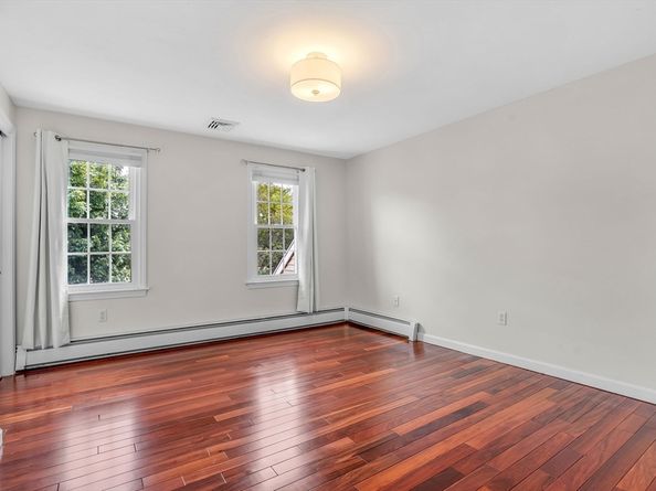 12 Saddle Hill Dr, Northborough MA 01532