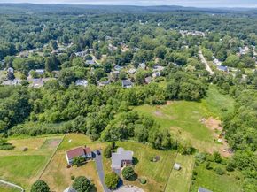 12 Saddle Hill Dr, Northborough MA 01532