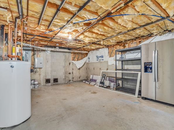 12 Saddle Hill Dr, Northborough MA 01532