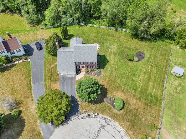 12 Saddle Hill Dr, Northborough MA 01532