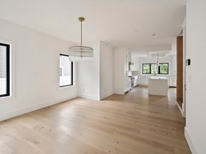 228 Auburn St 228, Newton MA 02466