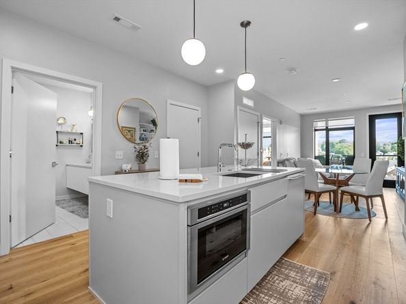 191 Washington St 308, Boston MA 02135