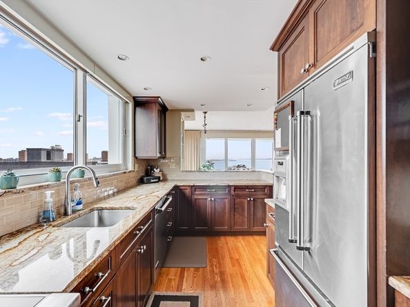 63 Atlantic Ave 7 E, Boston MA 02110