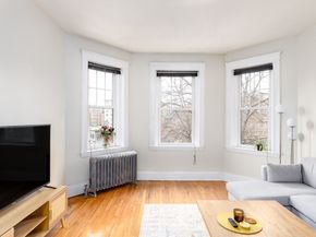 1564 Commonwealth Ave 16, Boston MA 02135