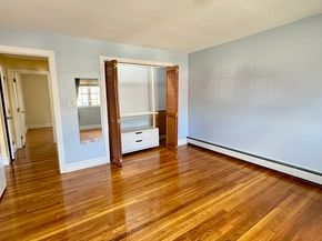 31 Arlington Rd 16, Woburn MA 01801