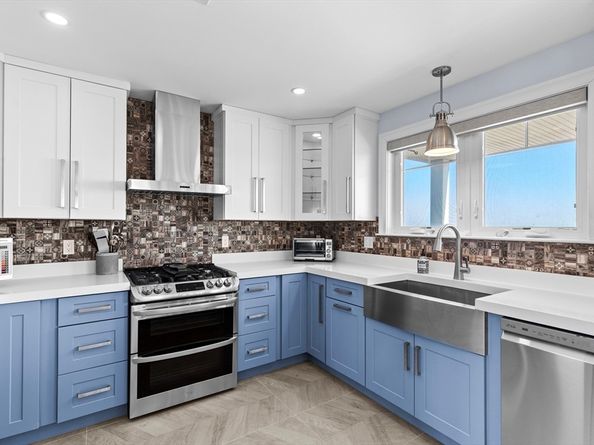 308 Ocean St, Marshfield MA 02051