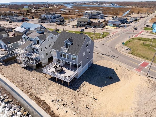 308 Ocean St, Marshfield MA 02051