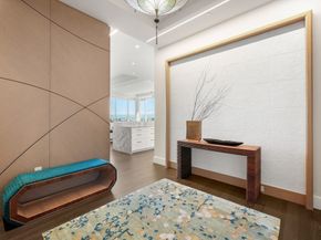 50 Liberty Dr PH1B, Boston MA 02210
