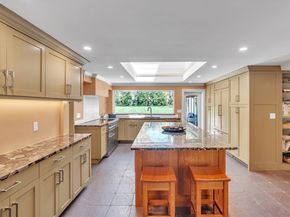 12 Old Meadow Rd, Dover MA 02030
