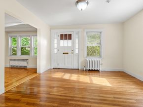589-591 Washington St, Brookline MA 02446