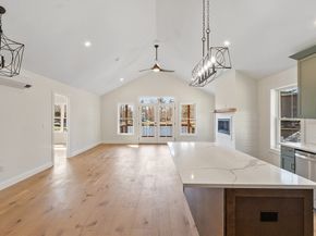 16 2nd St, Winchendon MA 01475