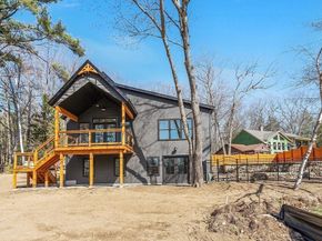 16 2nd St, Winchendon MA 01475