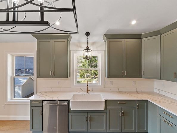 16 2nd St, Winchendon MA 01475