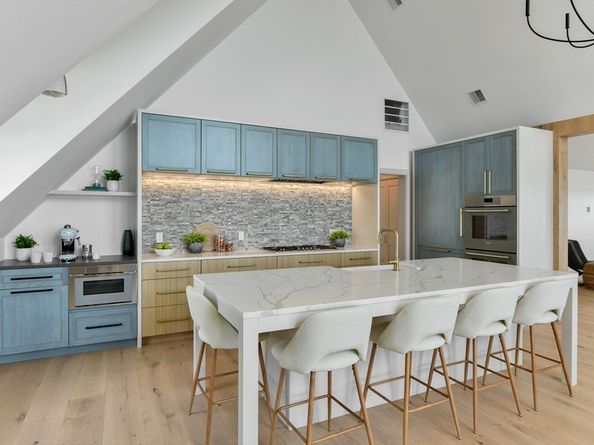 87 Dorchester St, Quincy MA 02171