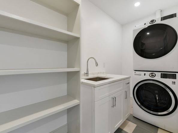 87 Dorchester St, Quincy MA 02171