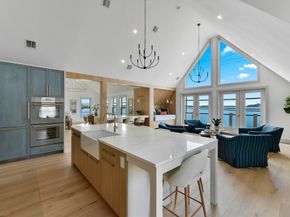 87 Dorchester St, Quincy MA 02171