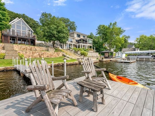 48 Downey St, Hopkinton MA 01748