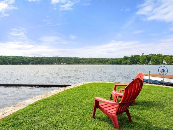 48 Downey St, Hopkinton MA 01748