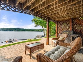 48 Downey St, Hopkinton MA 01748