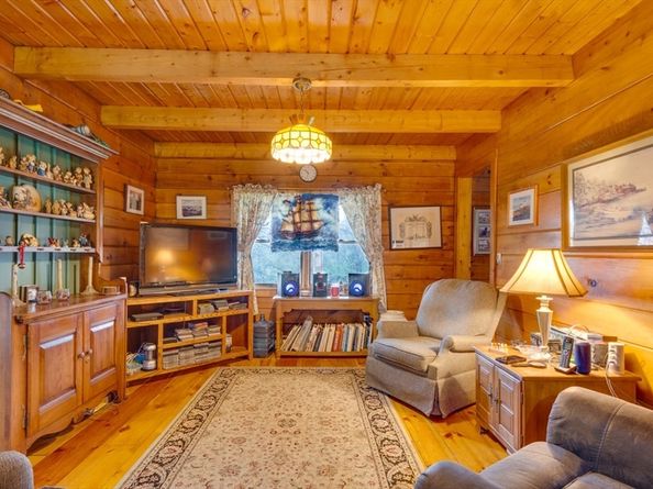 207 W Princeton Rd, Westminster MA 01473