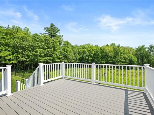 11 Quick Farm Rd, Westborough MA 01581
