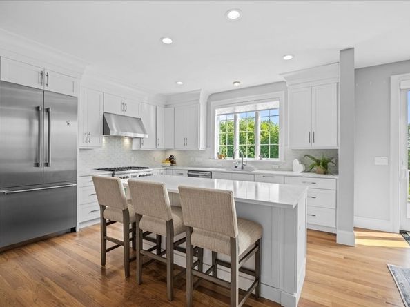 11 Quick Farm Rd, Westborough MA 01581