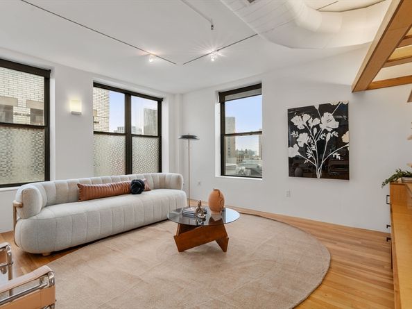453 Washington St 11E, Boston MA 02111
