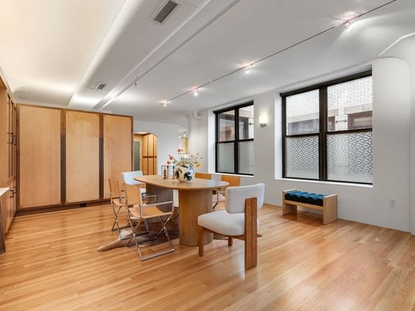 453 Washington St 11E, Boston MA 02111