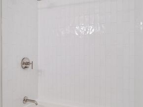 20 Kinmonth Rd 203, Newton MA 02468