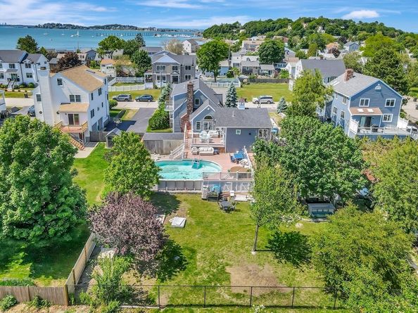 10 Vernon Ave, Hull MA 02045