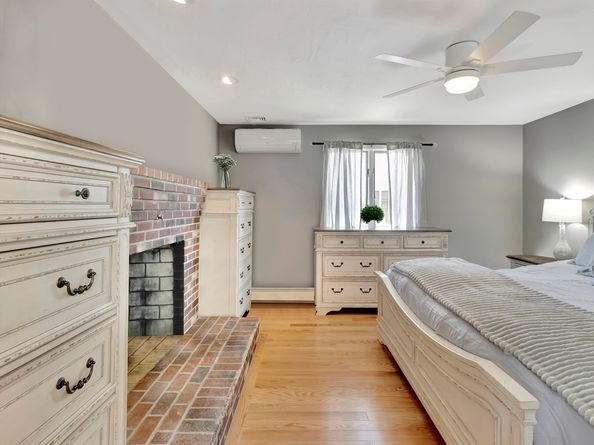10 Vernon Ave, Hull MA 02045