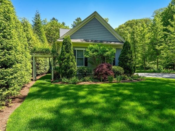 127 Shade Street, Lexington MA 02421
